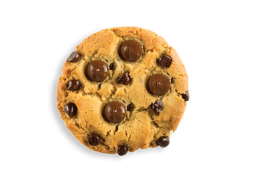 Classic Cookie Chocolate Chip made with Mini Hershey's® Kisses